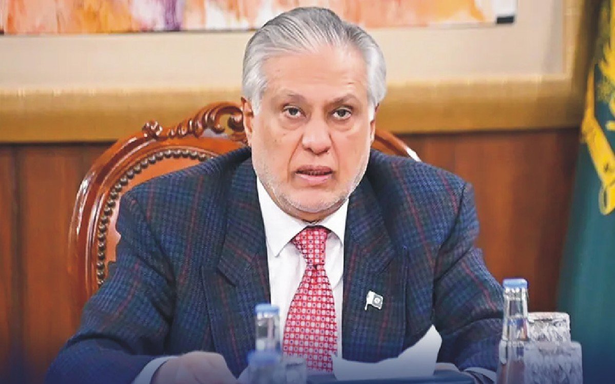 Ishaq_Dar_5_1786525157.jpg